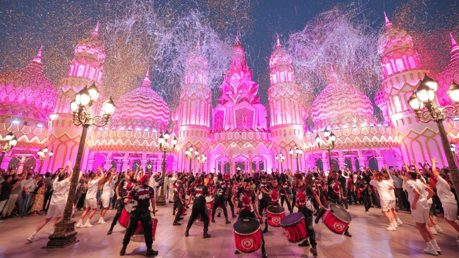 Traditional Tanura dance show